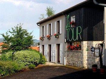 Hotel Restaurant La Tour Dunières Extérieur photo